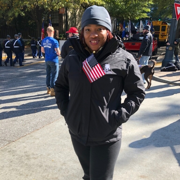 Meet your Posher, Dimitria - Picture 5 of 5